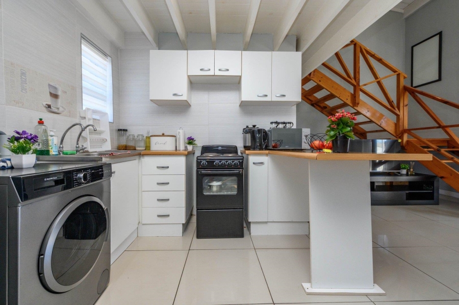 1 Bedroom Property for Sale in Humewood Eastern Cape